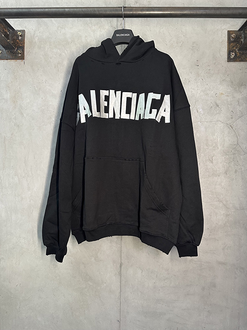 バレンシアガ テーププリントの長袖フード付きスウェットシャツ