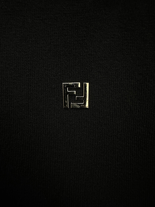 フェンディコピー ダブルFプリントメタルロゴニットポロシャツ