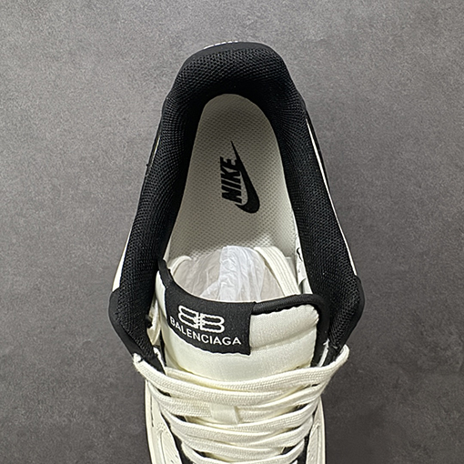 バレンシアガ Nike Air Force 1'07 Low X Balenc1aga コラボレーションスタイルスニーカー