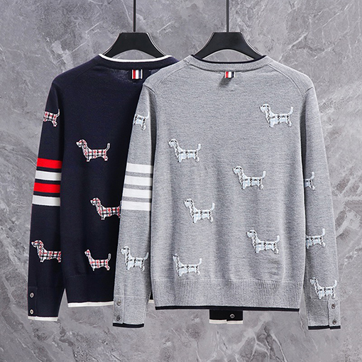 トムブラウン 子犬プリントのジャカードウールクルーネックセーター