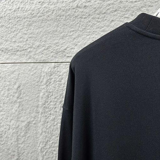 ディオール 新作の長袖クルーネックスウェットシャツ