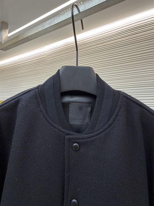 ジバンシイスーパーコピー Givenchy 4G メタルベースボールジャケット