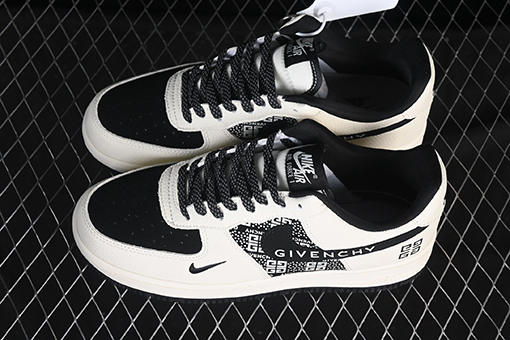 ジバンシイ Nike Air Force 1'07 Low X Givenchy コラボレーションローカットスニーカー