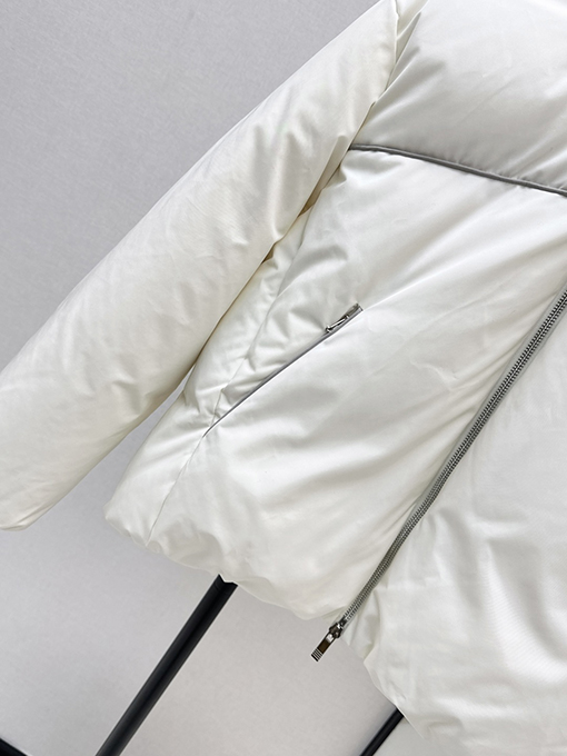 トムブラウンスーパーコピー 新しいフード付きパファージャケット