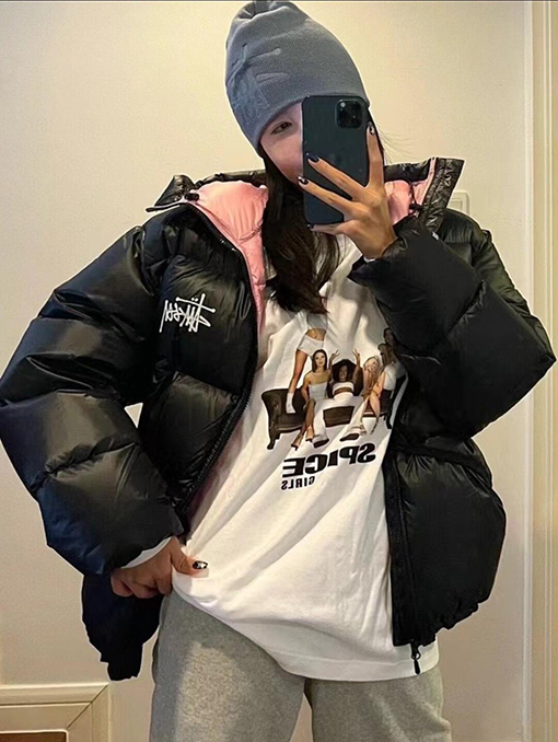 ステューシーコピー クラシックレターフード付きダウンジャケット