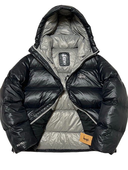ステューシーコピー クラシックレターフード付きダウンジャケット