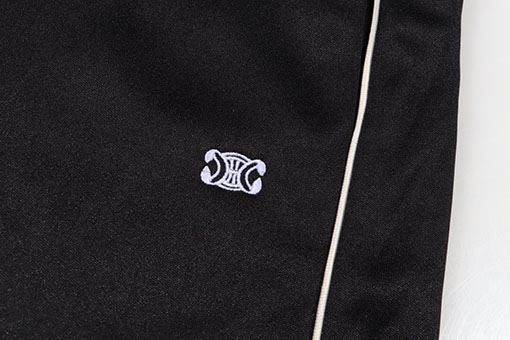 セリーヌ 新しいスポーツパンツ