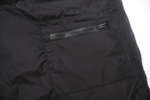 セリーヌ ダークパターンのオールオーバープリントダウンジャケット