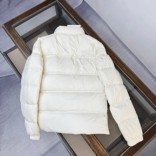 モンクレール メンズスタンドカラーダウンジャケット