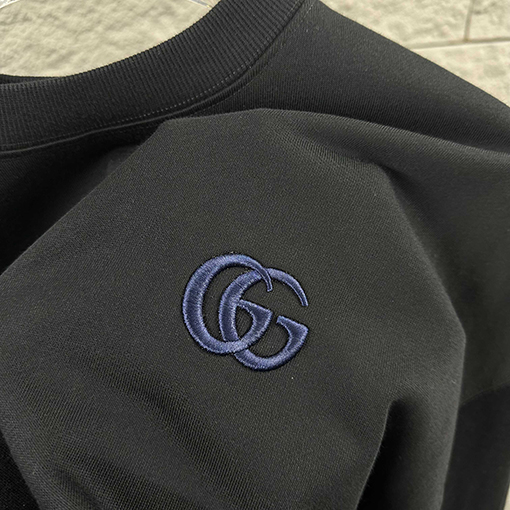 グッチ クラシックなダブルGロゴ刺繍スウェットシャツ