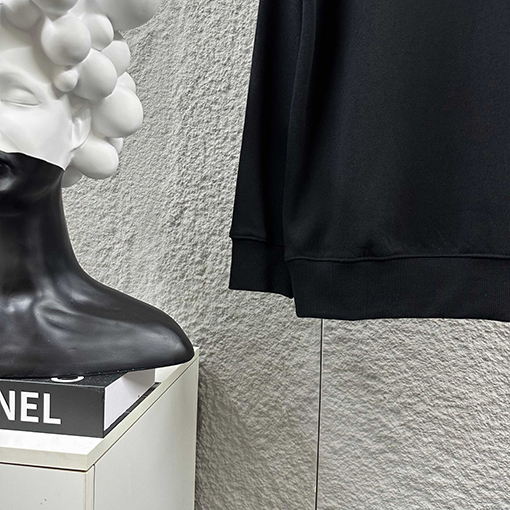 グッチ クラシックなダブルGロゴ刺繍スウェットシャツ