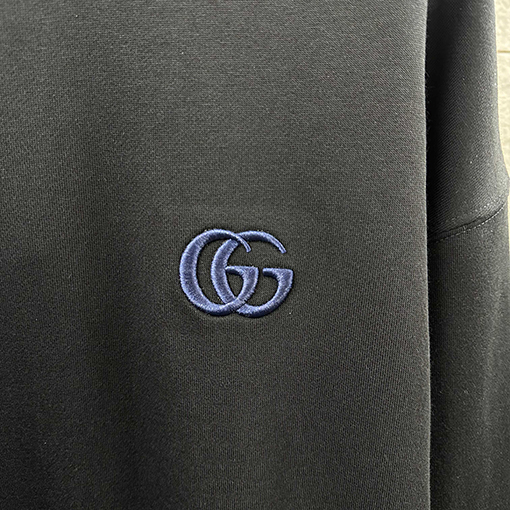 グッチ クラシックなダブルGロゴ刺繍スウェットシャツ