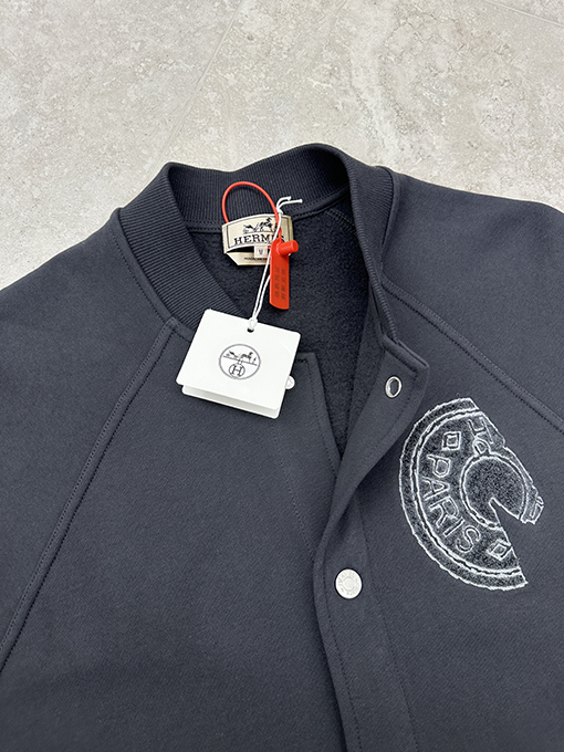 エルメススーパーコピー サドルタオル刺繍入りベースボールジャケット