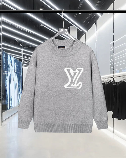 ルイヴィトンコピー フロントとバックに大きなロゴが入ったジャカードセーター