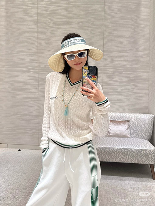 ディオールスーパーコピー レディース刺繍りVネック長袖ニットトップス