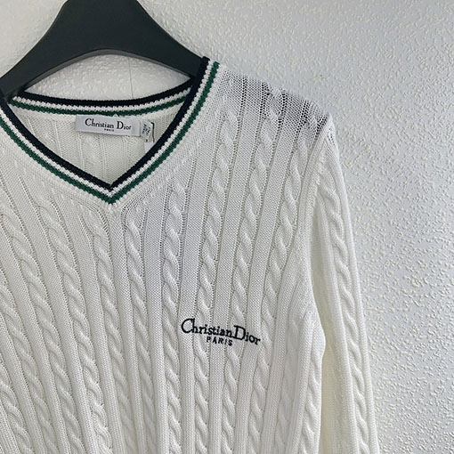 ディオールスーパーコピー レディース刺繍りVネック長袖ニットトップス