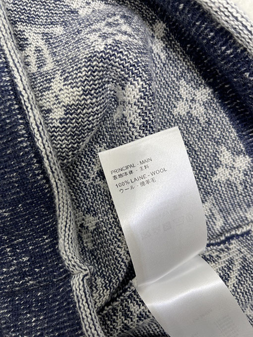 ルイヴィトンコピー 新しいレターロゴニットクルーネックセーター