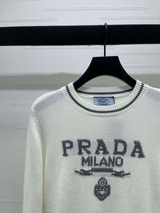 プラダ クルーネックのカラーブロックレターロゴニット長袖セーター