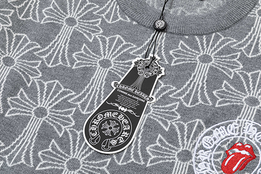 クロムハーツ 新しいクルーネックセーター