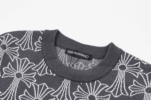 クロムハーツ 新しいクルーネックセーター