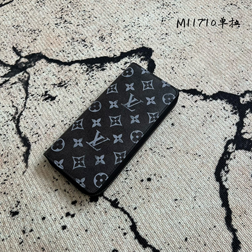 ルイヴィトン Monogram Shadow ファスナー付き縦型財布 M11710