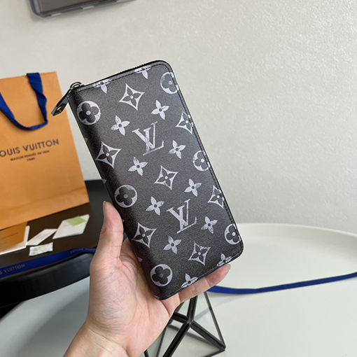 ルイヴィトン Monogram Shadow ファスナー付き縦型財布 M11710