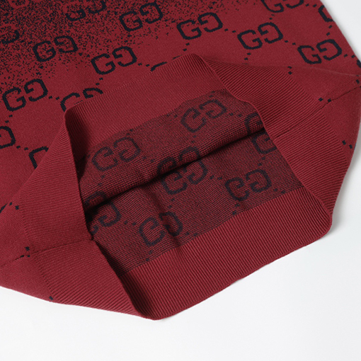 グッチ 新モデルロゴジャカードニットクルーネックセーター