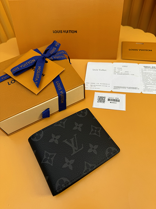 ルイヴィトンコピー フローラルコーティングキャンバスウォレット M64002