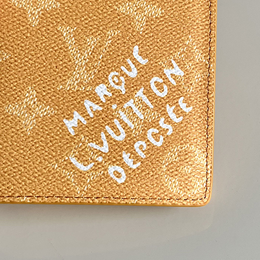 ルイヴィトン Monogram Heritage Ms Brazza イエローのシルクスクリーンキャンバスロングスーツウォレット M12656