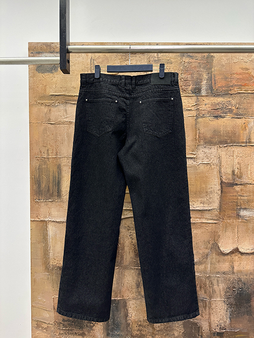 ルイヴィトン カットアウトジーンズ