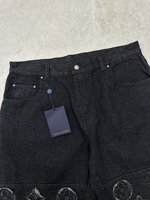 ルイヴィトン カットアウトジーンズ
