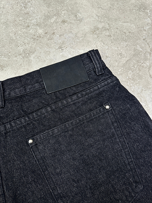 ルイヴィトン カットアウトジーンズ