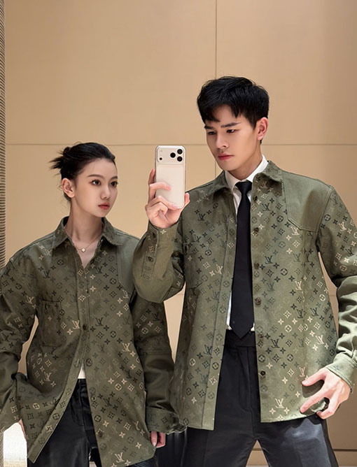 ルイヴィトンスーパーコピー モノグラムパッチワークワークウェアキャンバスシャツ