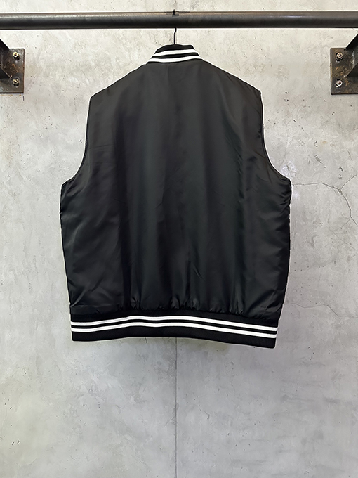 プラダスーパーコピー リサイクルナイロンコットンベスト