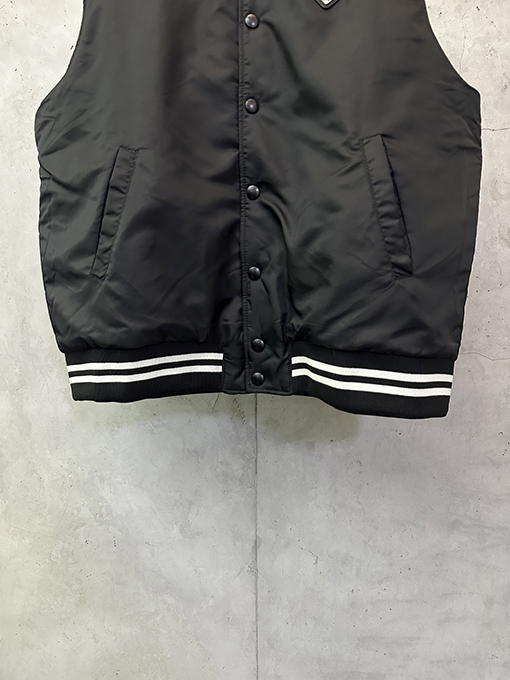 プラダスーパーコピー リサイクルナイロンコットンベスト