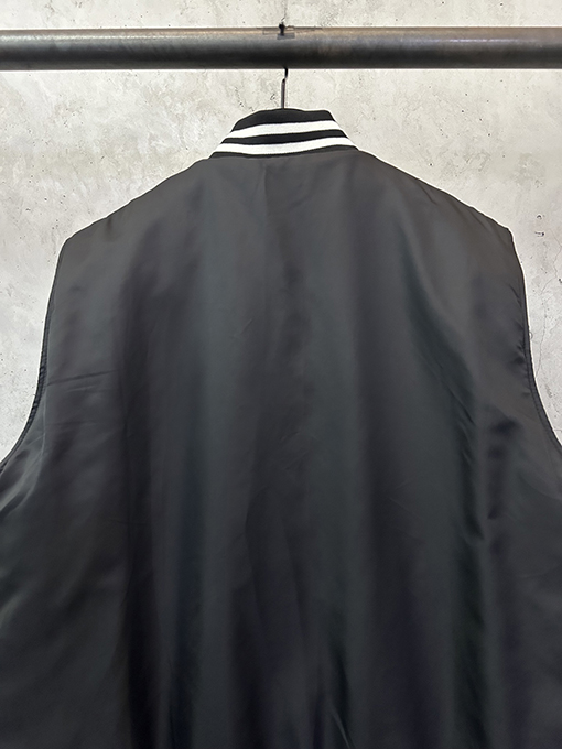 プラダスーパーコピー リサイクルナイロンコットンベスト