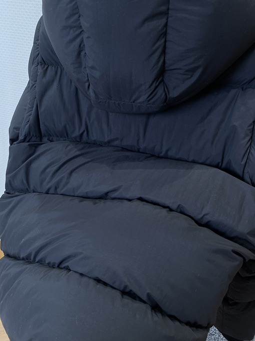 バーバリー 取り外し可能な袖付きフード付きダウンジャケット