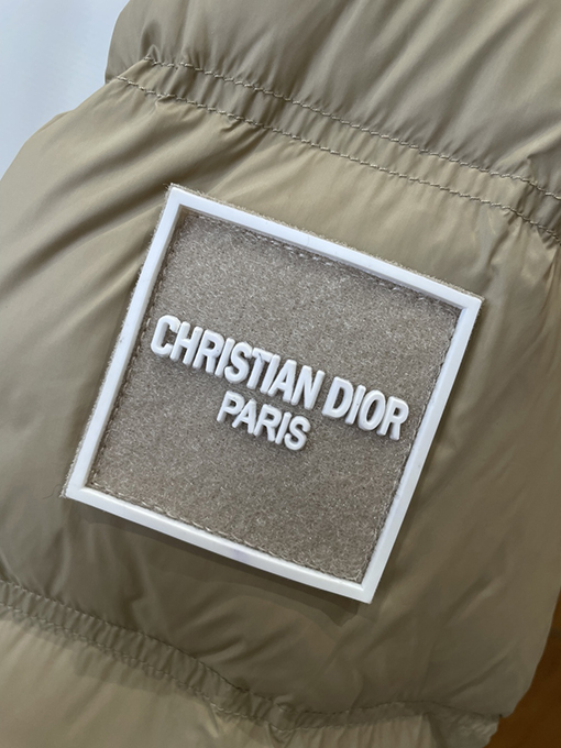 ディオール レタープリントスタンドカラーフード付きキルティングダウンジャケット