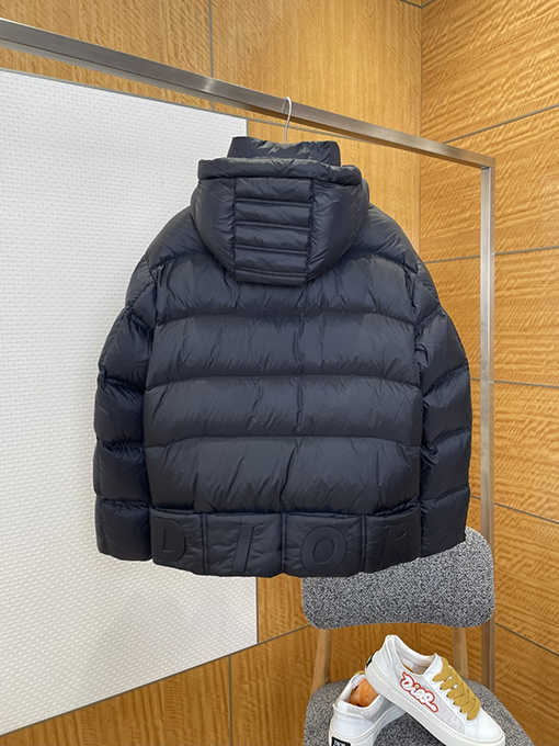 ディオール レタープリントスタンドカラーフード付きキルティングダウンジャケット