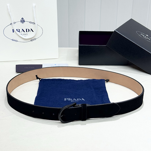 プラダ スエードベルト