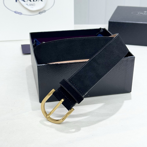 プラダ スエードベルト