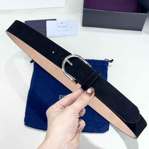 プラダ スエードベルト
