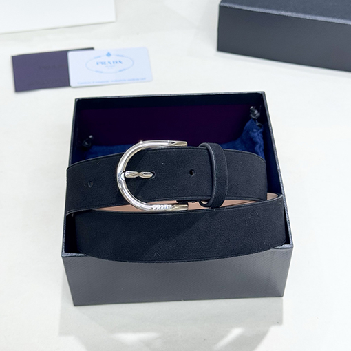 プラダ スエードベルト