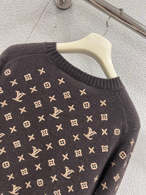 ルイヴィトン 新しい3Dエンボスモノグラムロゴ刺繍カシミアセーター