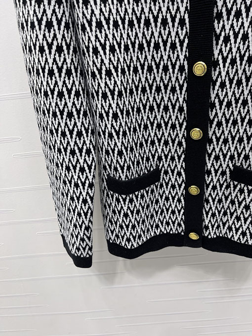 ルイヴィトンコピー Vネックジャカードニットカーディガン