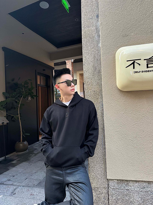 フェンディスーパーコピーミニFFロゴ グレー オーバーフィット パーカー