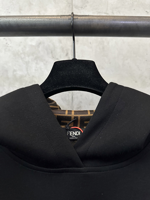 フェンディスーパーコピーミニFFロゴ グレー オーバーフィット パーカー