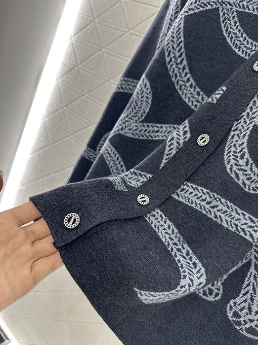 エルメス チェーンバックル付きカラーブロックニットカーディガン