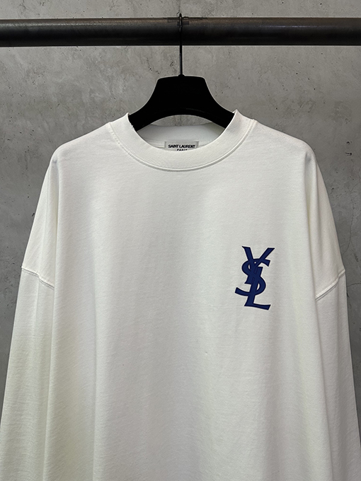 サンローランコピー クラシックなロゴプリントのヘビーウェイト長袖シャツ