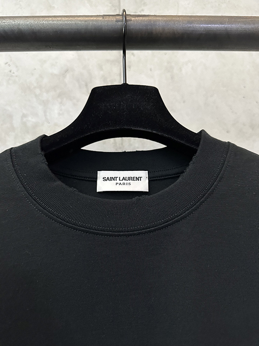 サンローランコピー クラシックなロゴプリントのヘビーウェイト長袖シャツ